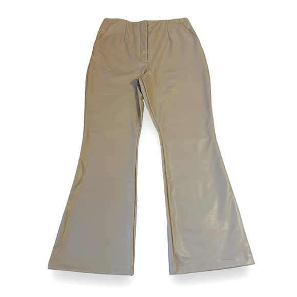 -NWT A&F curve love vegan leather beige flare pants - Picture 2 of 8